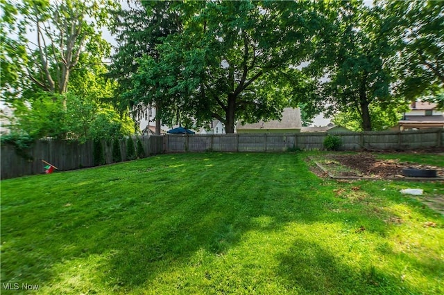 1399 Neptune Ave, Akron, OH 44301 - view of fenced backyard