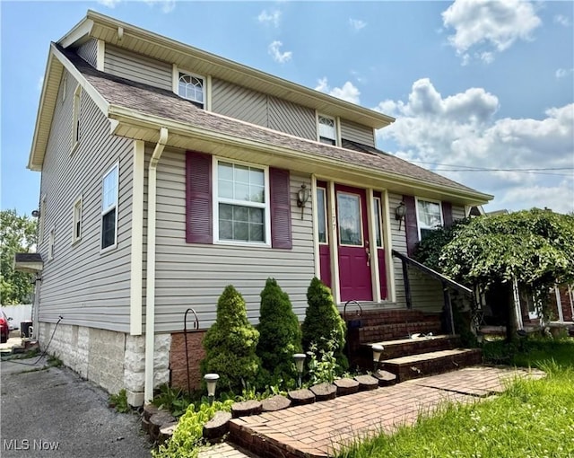 377 Coitsville Rd, Campbell, OH 44405 - view of front of property featuring entry steps and a shingled roof