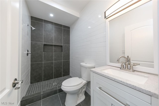 1653 E 118th St, Cleveland, OH 44106 - photo 2
