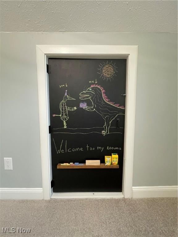 16005 Walvern Blvd, Maple Heights, OH 44137 - detailed view of carpet floors and a textured ceiling