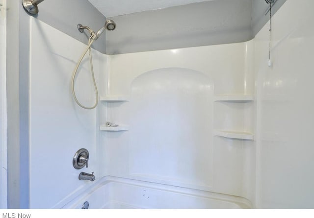 3371 Brecksville Rd, Richfield, OH 44286 - full bathroom with bathing tub / shower combination