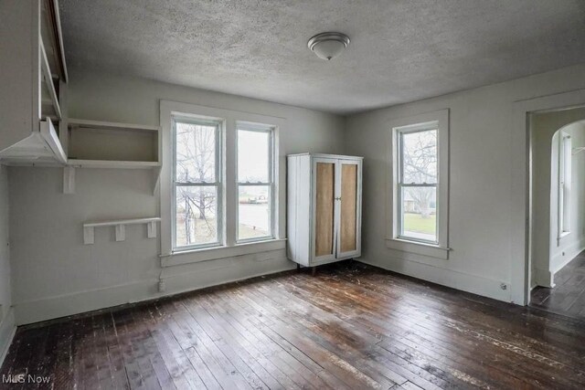 10044 Cleveland Ave NW, Uniontown, OH 44685 - photo 15