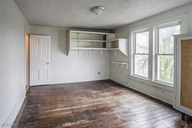 10044 Cleveland Ave NW, Uniontown, OH 44685 - photo 16