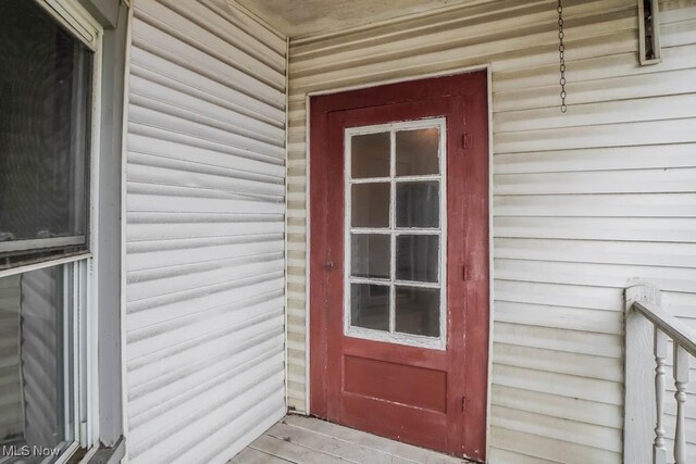 10044 Cleveland Ave NW, Uniontown, OH 44685 - photo 23