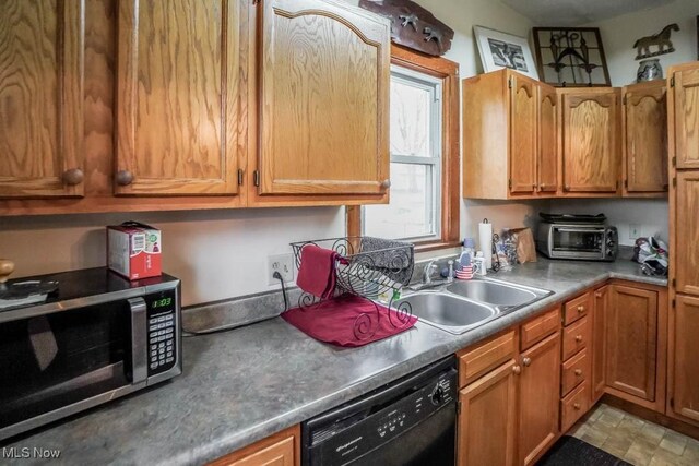 10044 Cleveland Ave NW, Uniontown, OH 44685 - photo 35