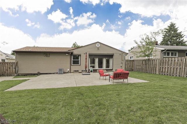 4938 N Sedgewick Rd, Lyndhurst, OH 44124 - rear view of property featuring a fenced backyard and a patio area