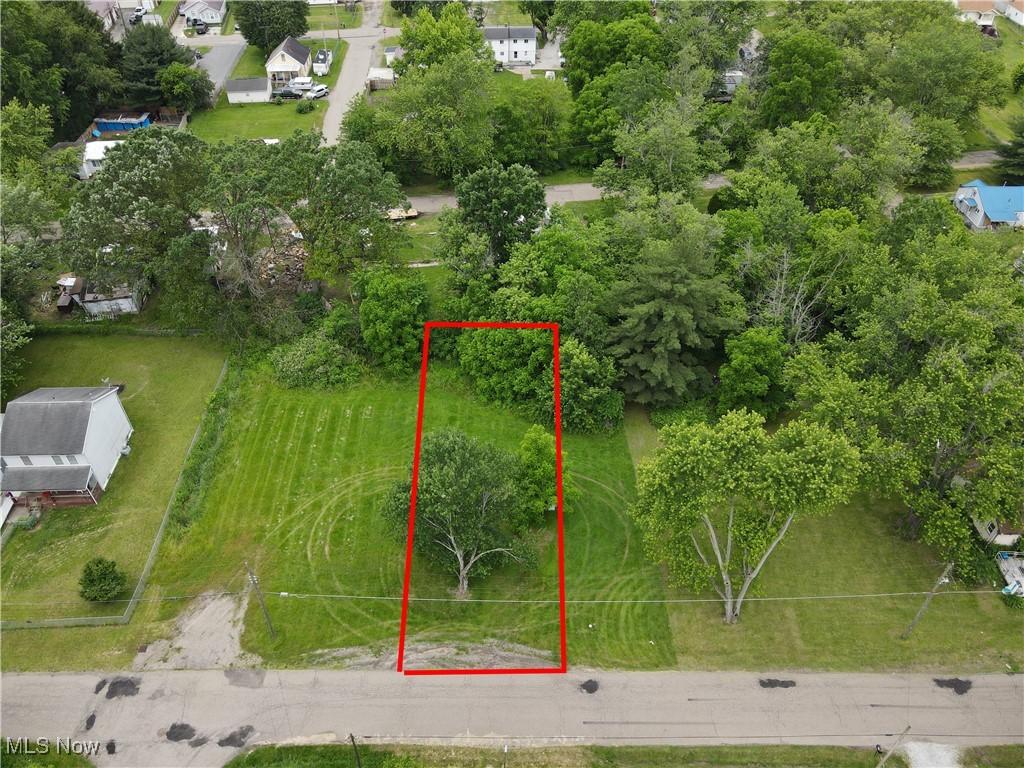 Baumford Ave SE, Canton, OH 44707 - photo 3