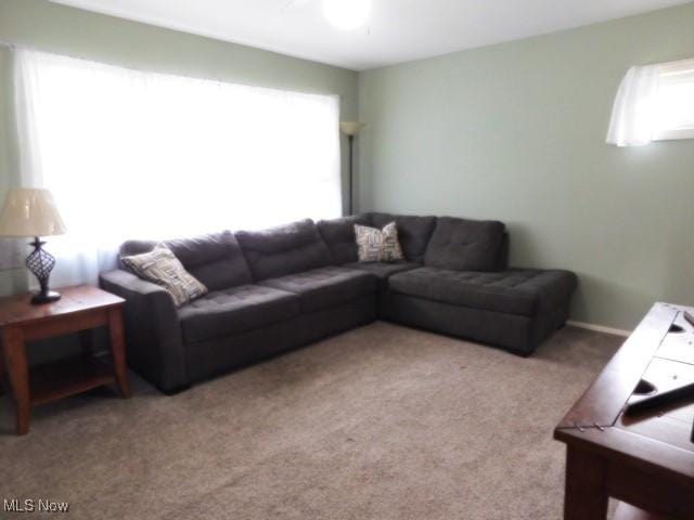 521 Holly Dr, Berea, OH 44017 - photo 2