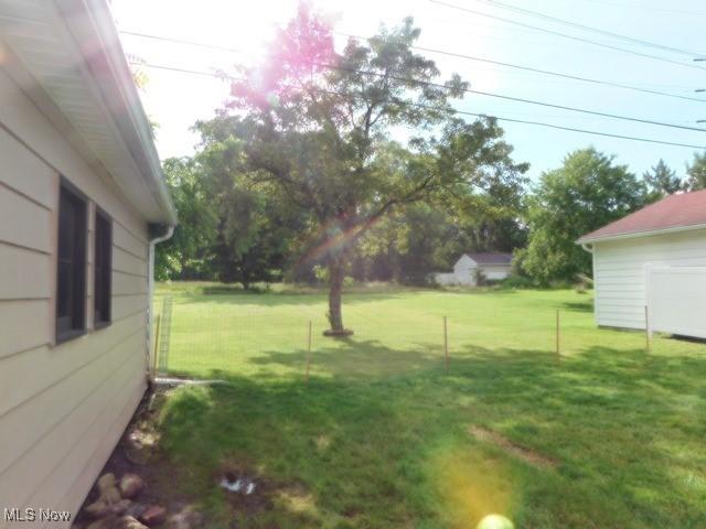 521 Holly Dr, Berea, OH 44017 - photo 23