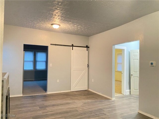 3524 E 138th St, Cleveland, OH 44120 - photo 4