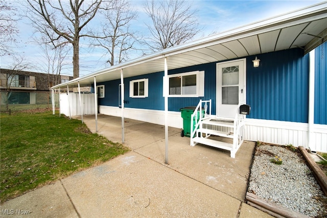 34424 Euclid Ave Unit 260, Willoughby, OH 44094 - property entrance featuring a lawn