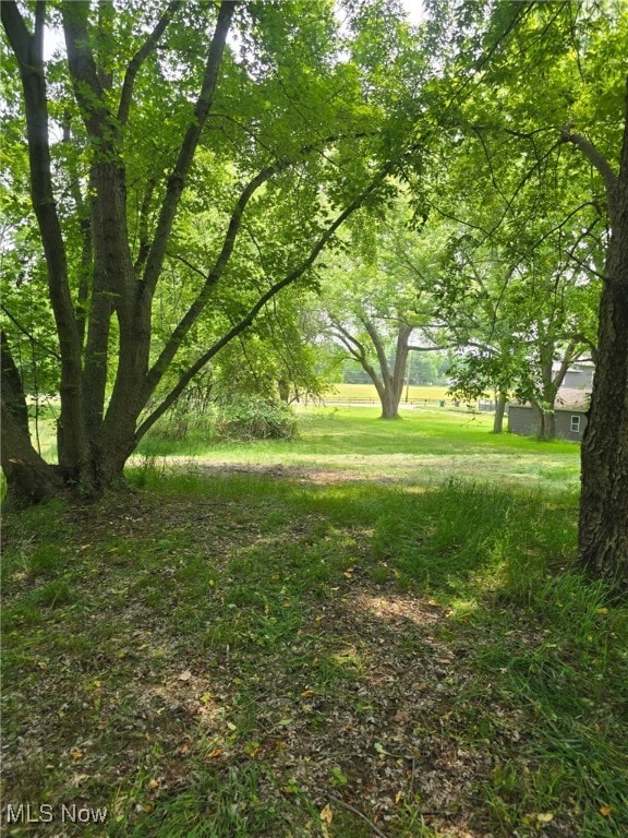 Center Rd, Conneaut, OH 44030 - photo 2