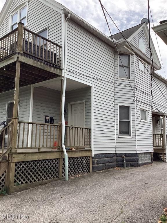 2444 Tremont Ave, Cleveland, OH 44113 - photo 2