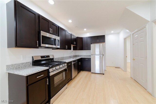 2444 Tremont Ave, Cleveland, OH 44113 - photo 36