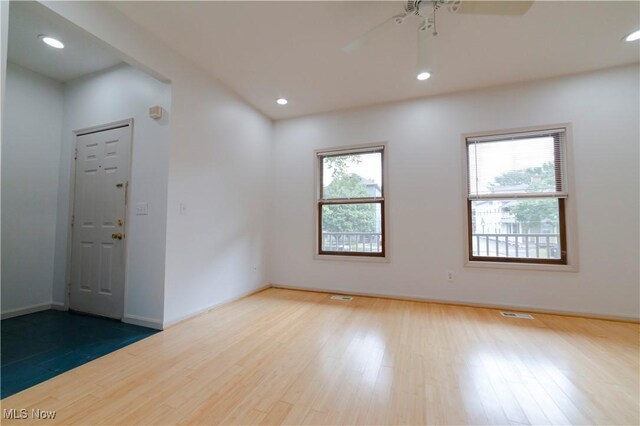 2444 Tremont Ave, Cleveland, OH 44113 - photo 37
