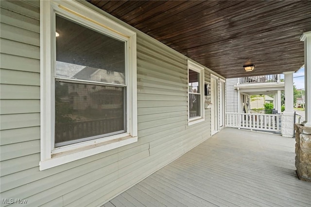 4104 Clybourne Ave, Cleveland, OH 44109 - photo 3