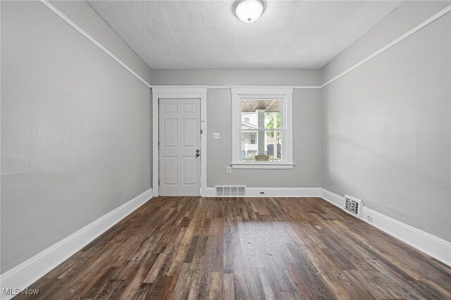 4104 Clybourne Ave, Cleveland, OH 44109 - photo 38
