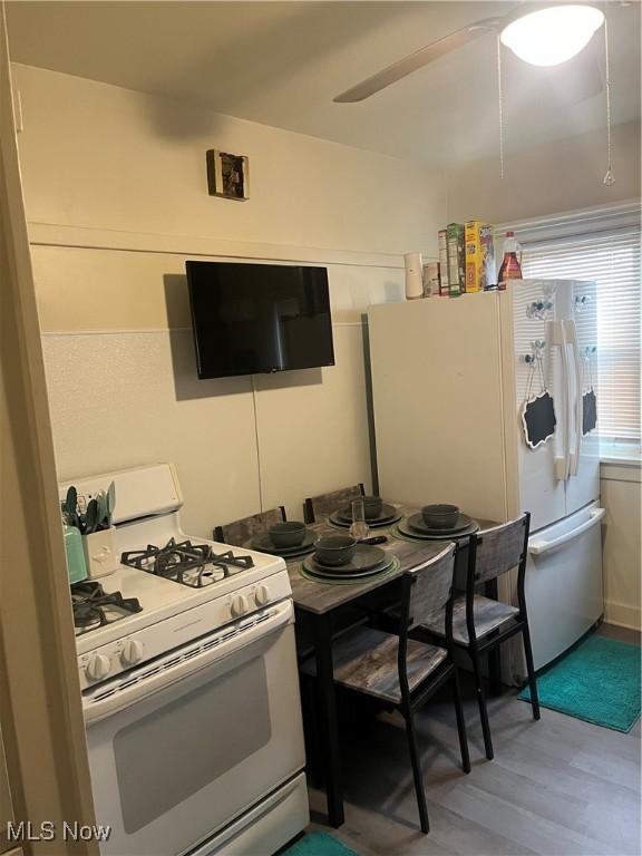 1296 E 137th St, East Cleveland, OH 44112 - photo 9