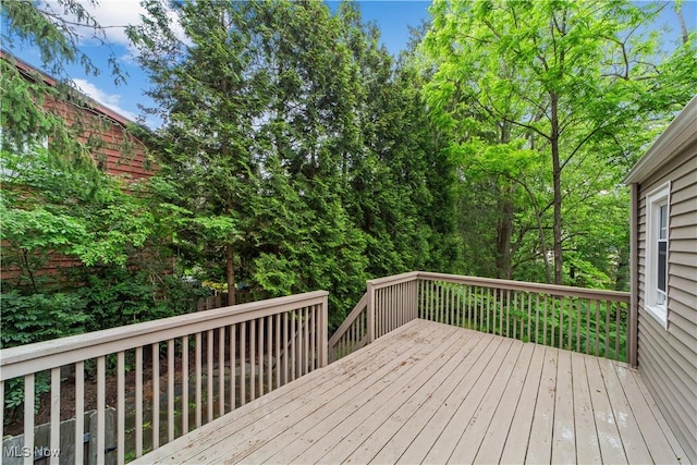 3965 Ellendale Rd, Chagrin Falls, OH 44022 - view of wooden terrace