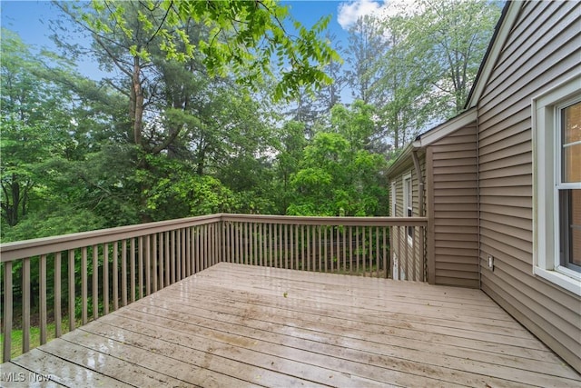 3965 Ellendale Rd, Chagrin Falls, OH 44022 - view of wooden deck