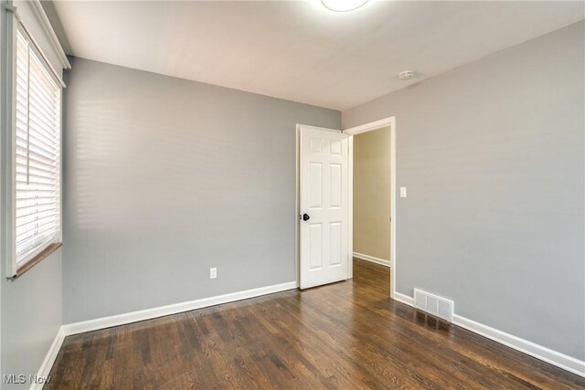 2112 Grovewood Ave, Parma, OH 44134 - photo 22