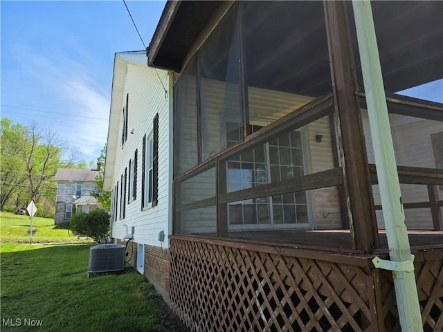 417 W Main St, Scio, OH 43988 - view of home's exterior featuring a cooling unit and a yard