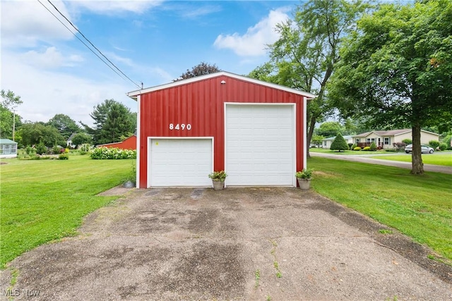 8471 Henry St, Navarre, OH 44662 - view of detached garage