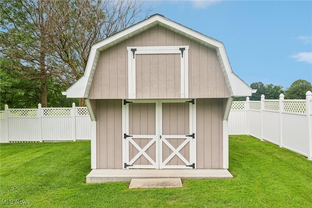1455 Buckeye Cir, Salem, OH 44460 - view of shed with a fenced backyard