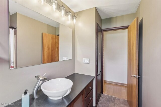 1455 Buckeye Cir, Salem, OH 44460 - bathroom featuring vanity