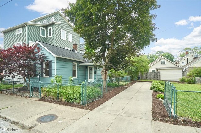 786 Brayton Ave, Cleveland, OH 44113 - photo 17