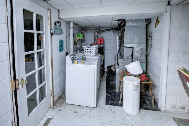 3366 Darrow Rd, Stow, OH 44224 - laundry room featuring washer and dryer and heating unit