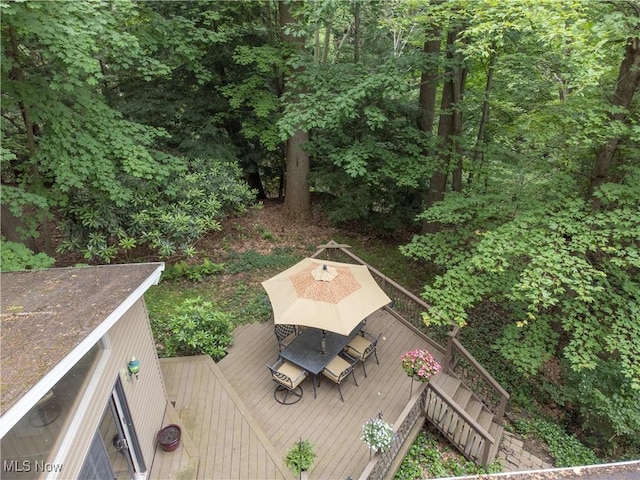 3366 Darrow Rd, Stow, OH 44224 - deck with outdoor dining area