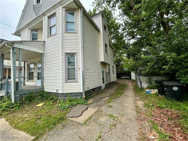 3180 W 90th St, Cleveland, OH 44102 - view of property exterior