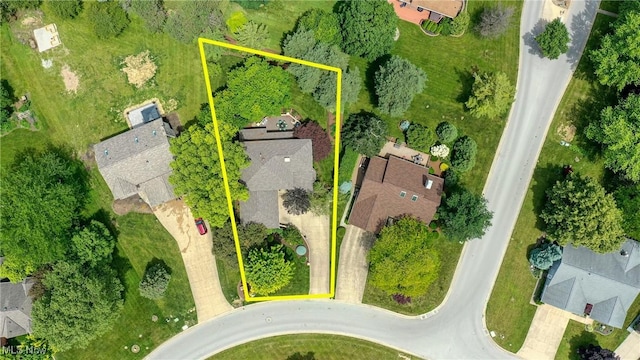 2307 Deerpath Dr, Sandusky, OH 44870 - aerial perspective of suburban area
