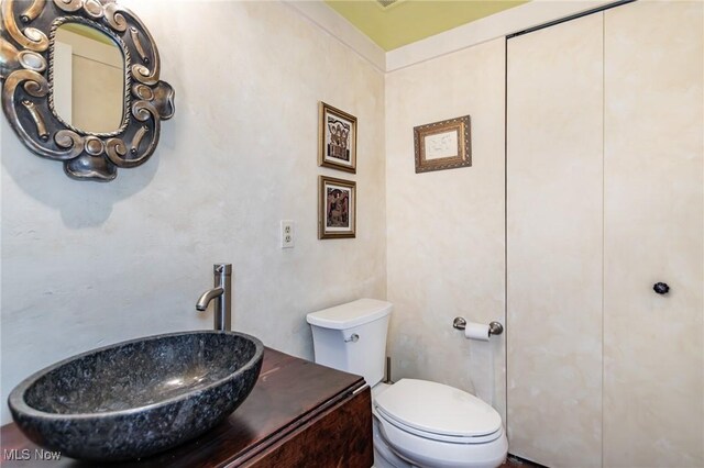 6965 W Fitzwater Rd, Brecksville, OH 44141 - photo 8