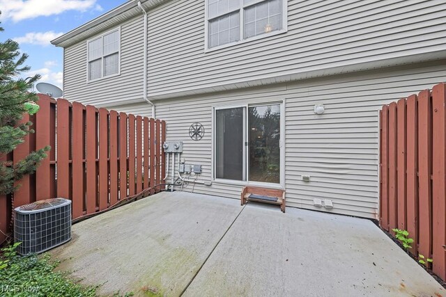 713 Gold Leaf, Streetsboro, OH 44241 - view of patio / terrace