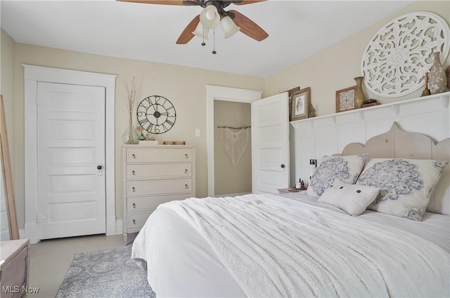 583 E 7th St, Salem, OH 44460 - bedroom featuring a ceiling fan