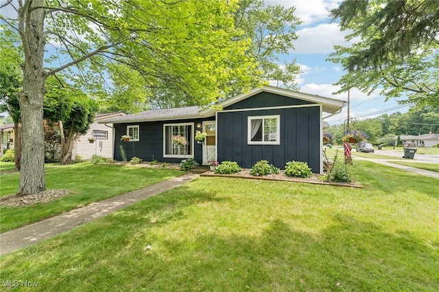 402 Hazel Dr, Berea, OH 44017 - photo 3