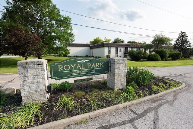8507 Akins Rd Unit C-2, North Royalton, OH 44133 - community / neighborhood sign with a yard