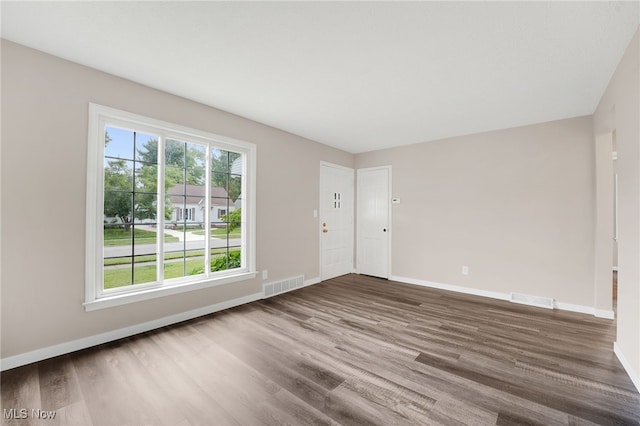 452 E 329th St, Willowick, OH 44095 - empty room with baseboards and wood finished floors