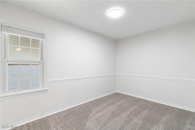 164 Goodview Ave, Akron, OH 44305 - carpeted empty room featuring baseboards
