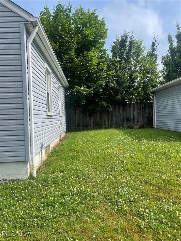 1881 17th St SW, Akron, OH 44314 - photo 20