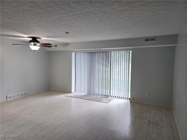 9640 Cove Dr Unit A27, North Royalton, OH 44133 - photo 4