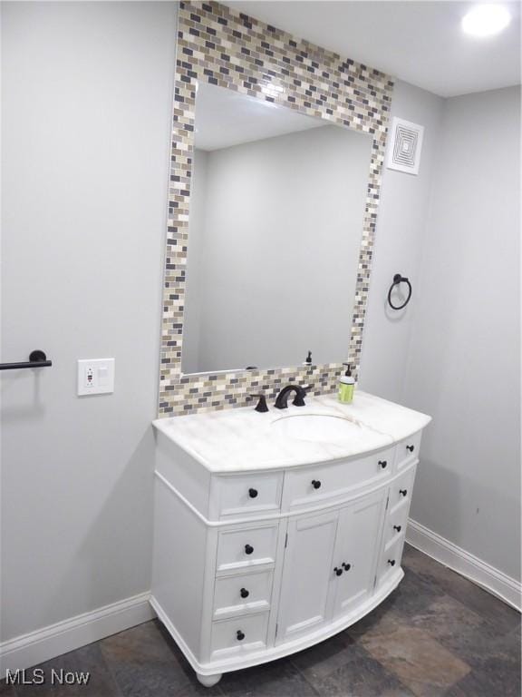 7472 Painter Rd, Oakwood Village, OH 44146 - photo 9