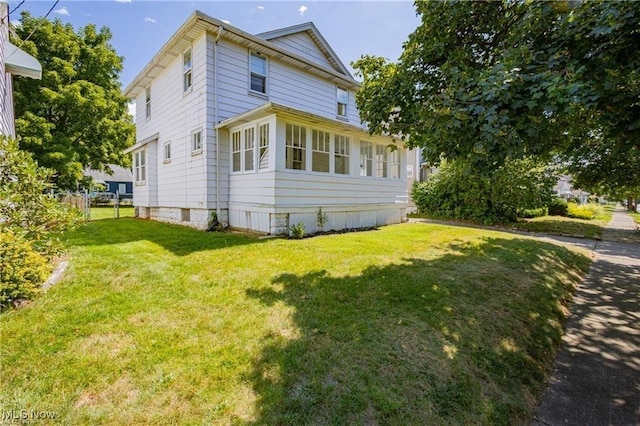 1145 Herberich Ave, Akron, OH 44301 - view of side of property
