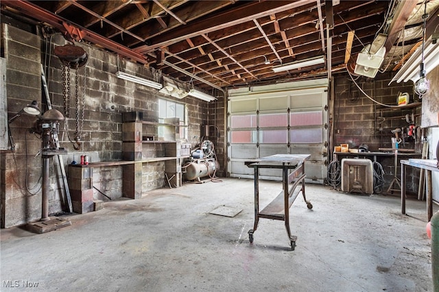 15459 Serfass Rd, Doylestown, OH 44230 - garage with concrete block wall