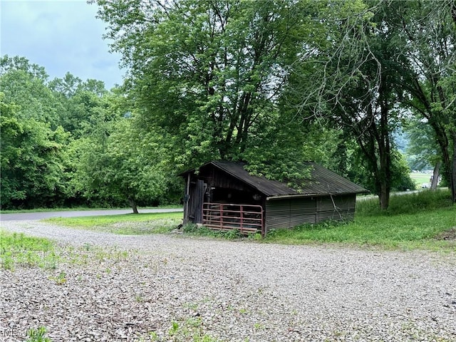 1550 Swift Rd, Waterford, OH 45786 - view of pole building featuring a forest view