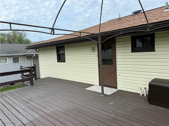 521 Blanar Ave, Weirton, WV 26062 - view of wooden terrace