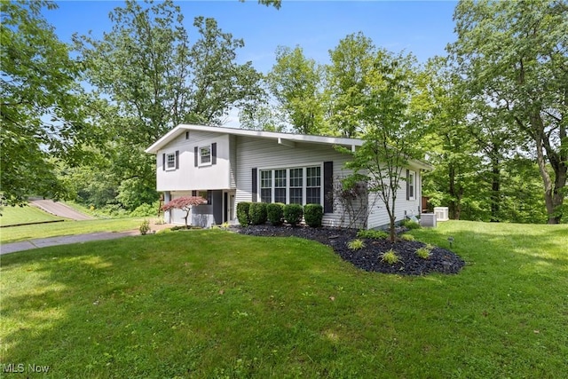 59937 Broadview Rd, Shadyside, OH 43947 - split level home featuring a front yard