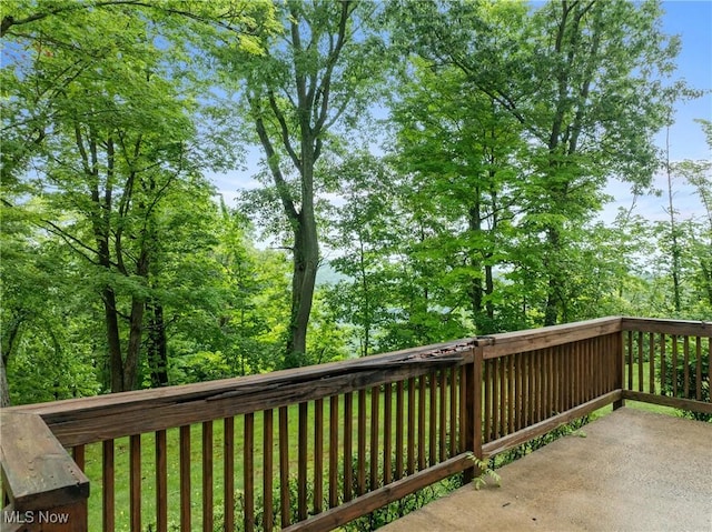 59937 Broadview Rd, Shadyside, OH 43947 - view of wooden terrace